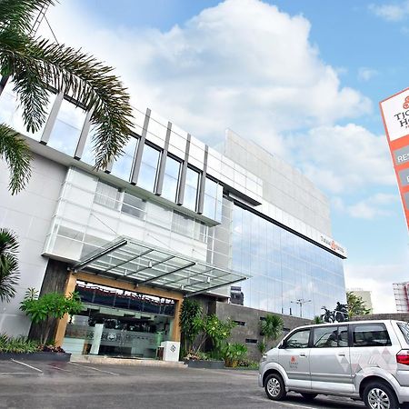 Tjokro Hotel Pekanbaru Exterior foto